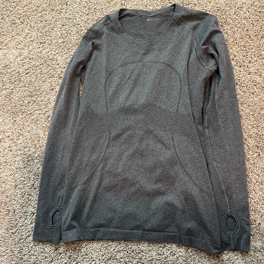 From lululemon like new, gray swiftly long sleeve size 10